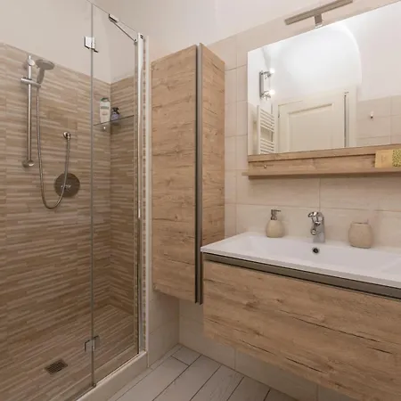 Sardinia Lighthouse * Palau